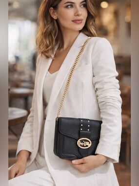 shaminthecity Black leather
Coach crossbody bag